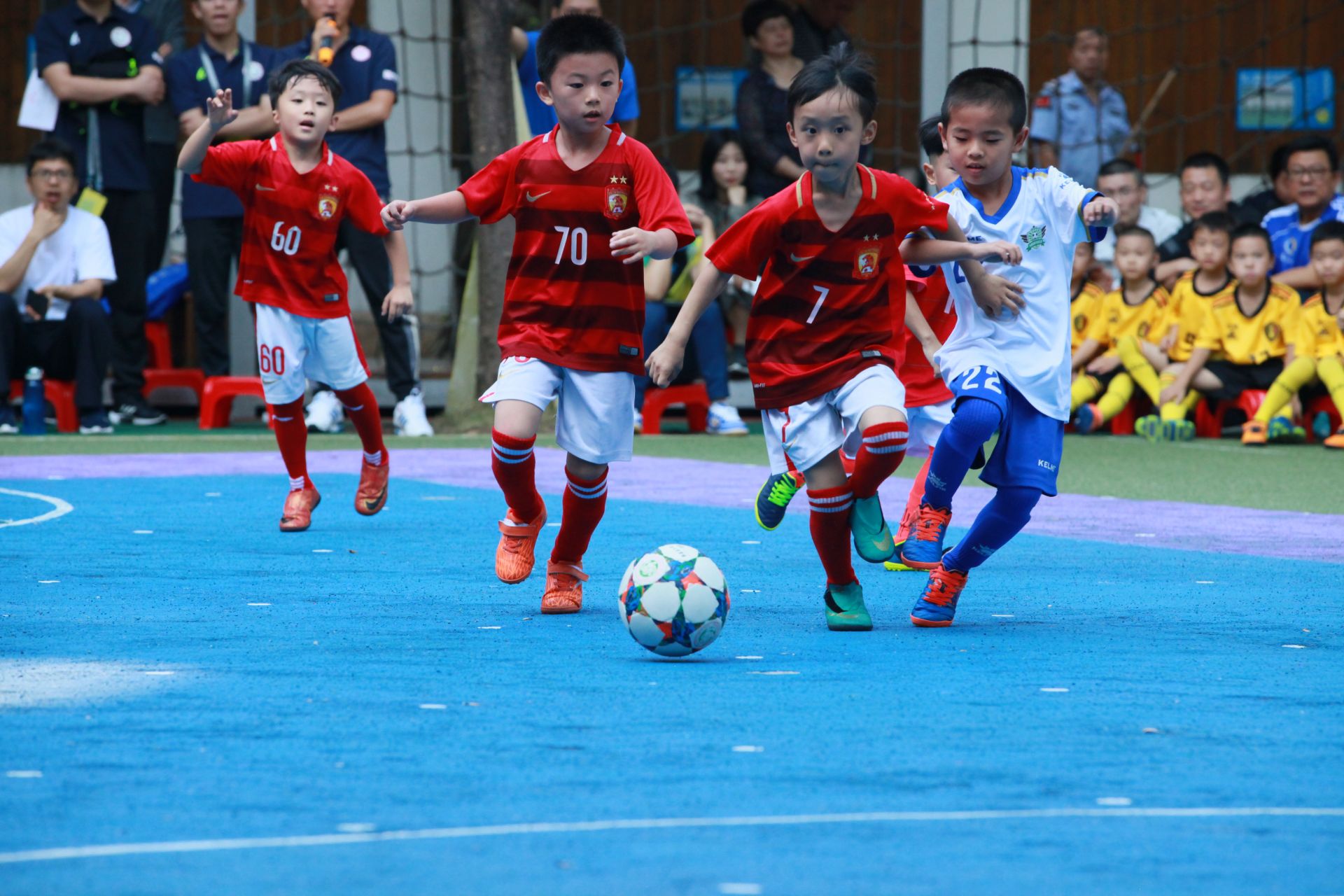 [CBA]大胜江苏 上海队获得16连胜