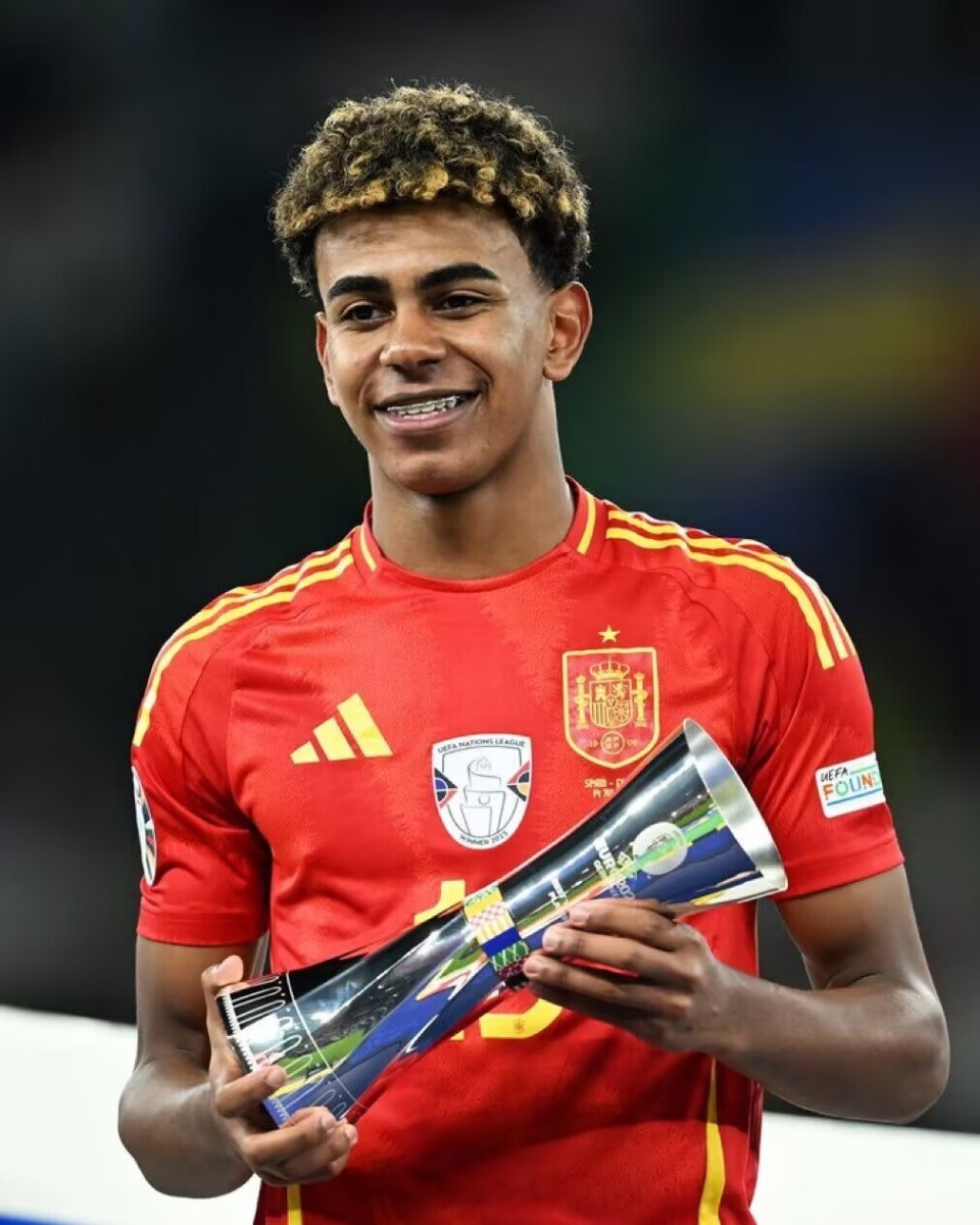 NBA季中赛明星赛名单公布