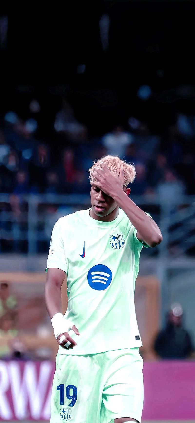 伊尔泽：从电工到带霍村德甲竞争欧冠席位，我的经历