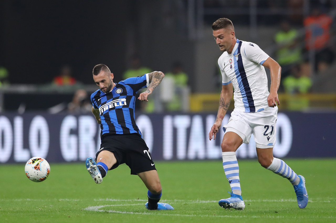 育碧财报确认裁员1500人！CEO称AI将引领行业